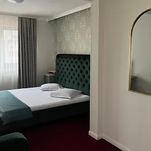 https://eden-boutique-hotel.bucharesthotelsnow.com
