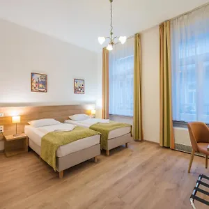 Baross - Budapešť